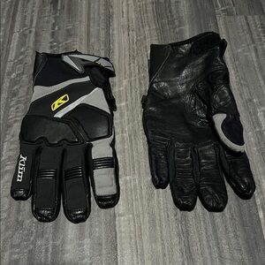 Klim Black and Gray Men's Gloves